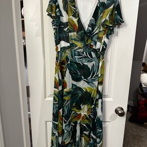 Julia Jordan Elegant White Dress size 8